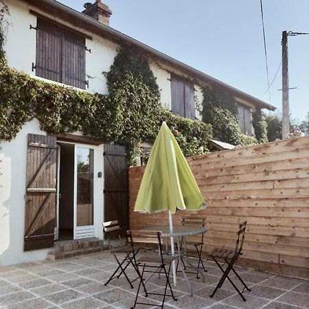 A Deux Pas De Cabourg ,Avec Une Belle Vue Sur La Campagne Normande.A Grangues Exterior foto